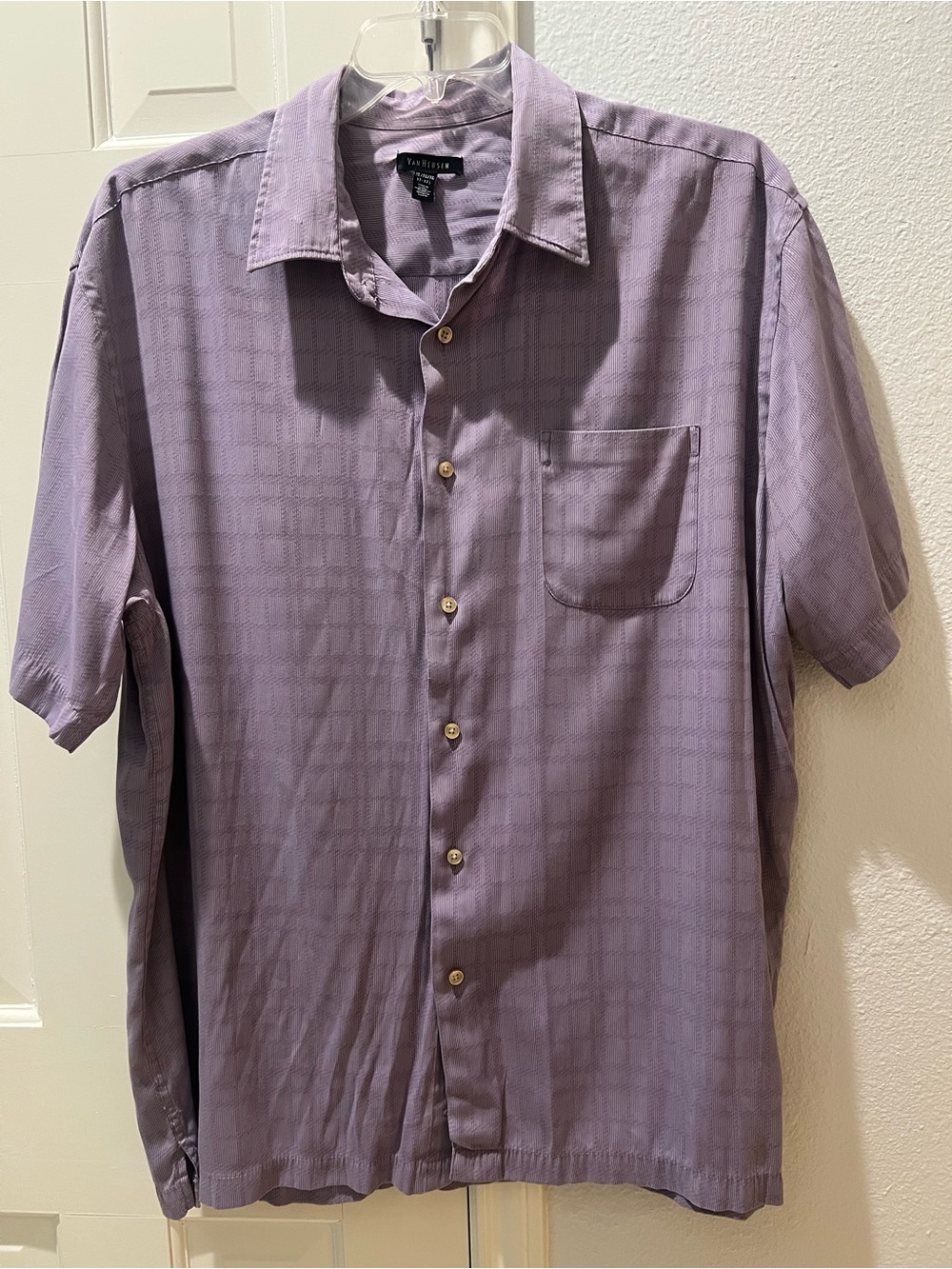 Van Heusen Lavender Short-Sleeve Button-Down Shirt XL 17-17 1/2
